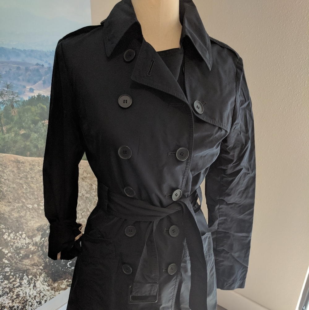 Chic Trenchcoat